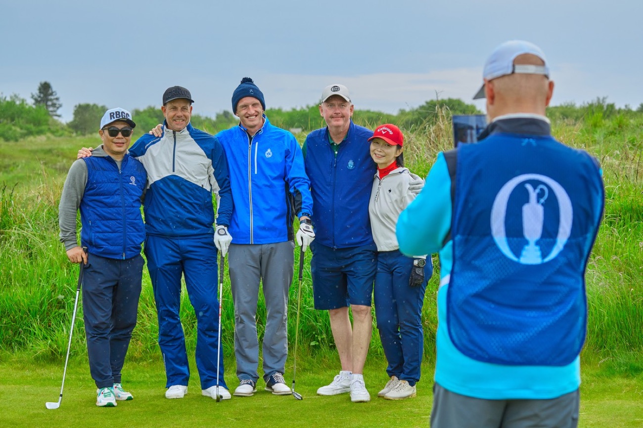 Joanna with her group out on a links golf course